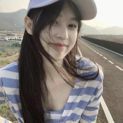 窗户边有人
